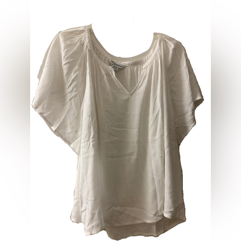 Tommy Bahama white flutter sleeve blouse